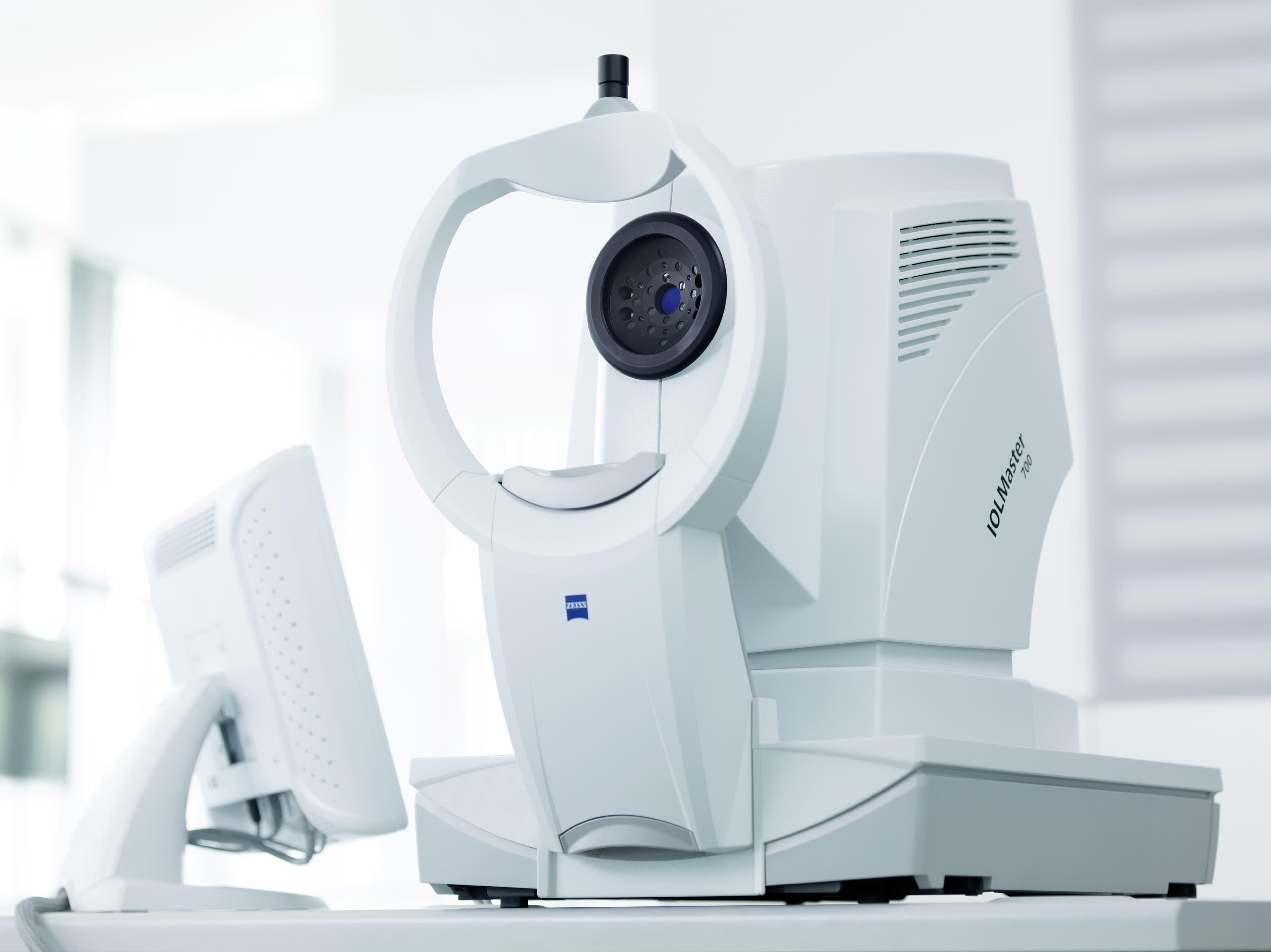 IOL MASTER 700